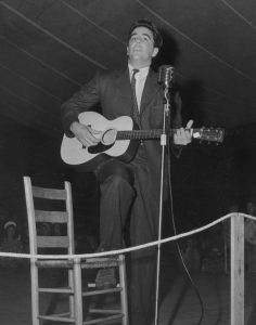 Alan Lomax performing.